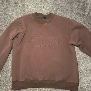 White fox sweatshirt